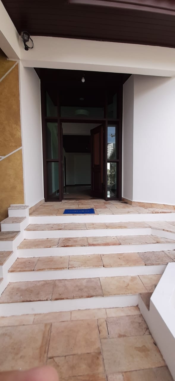 Casa à venda com 3 quartos, 380m² - Foto 8