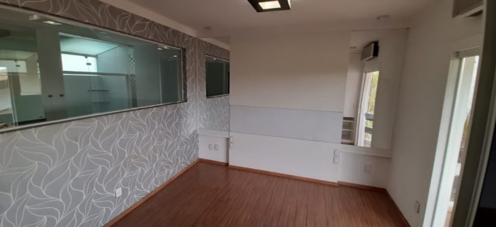 Casa à venda com 3 quartos, 380m² - Foto 18