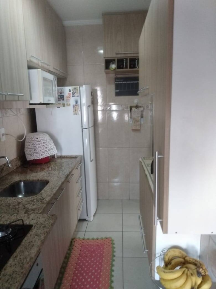 Apartamento à venda com 3 quartos, 70m² - Foto 4