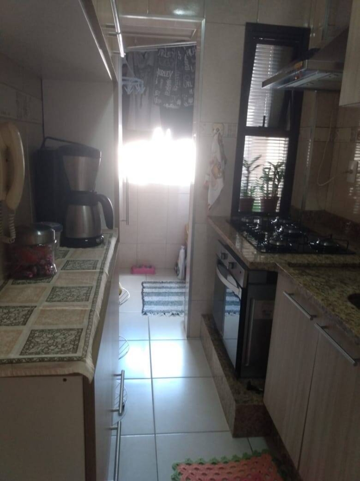 Apartamento à venda com 3 quartos, 70m² - Foto 6