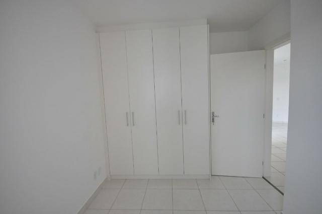 Apartamento à venda com 2 quartos, 52m² - Foto 12