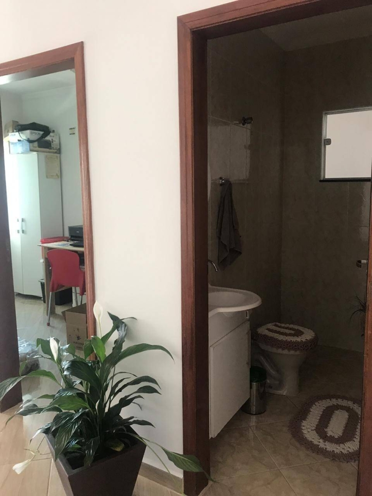 Casa à venda com 2 quartos, 139m² - Foto 5