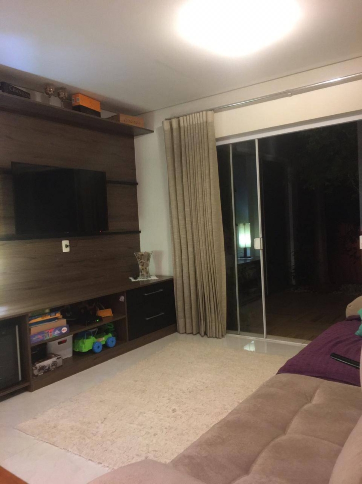 Casa à venda com 2 quartos, 160m² - Foto 4