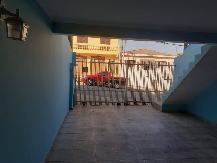 Sobrado à venda com 3 quartos, 166m² - Foto 1