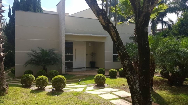 Casa de Condomínio à venda com 4 quartos, 1100m² - Foto 1