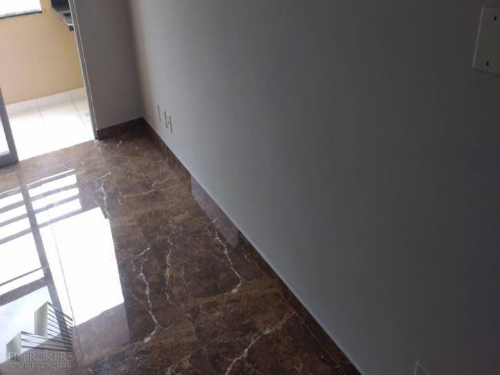 Apartamento à venda com 2 quartos, 60m² - Foto 5