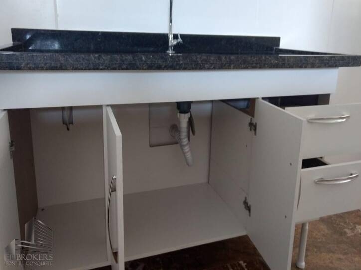 Apartamento à venda com 2 quartos, 60m² - Foto 7