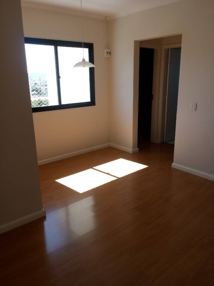 Apartamento à venda com 2 quartos, 51m² - Foto 2