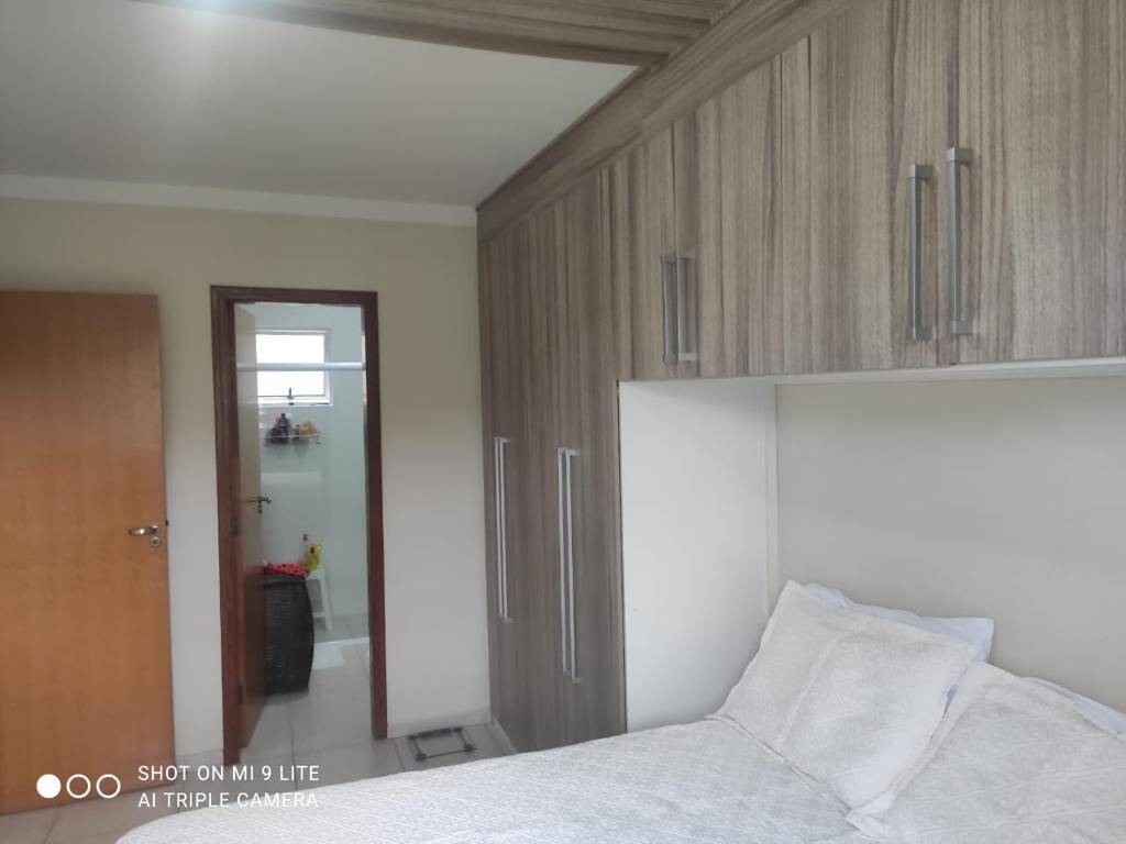 Apartamento à venda com 2 quartos, 79m² - Foto 12