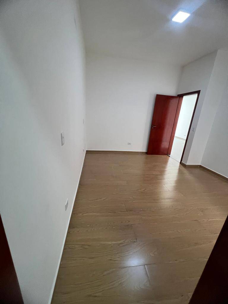 Casa à venda com 3 quartos, 98m² - Foto 10