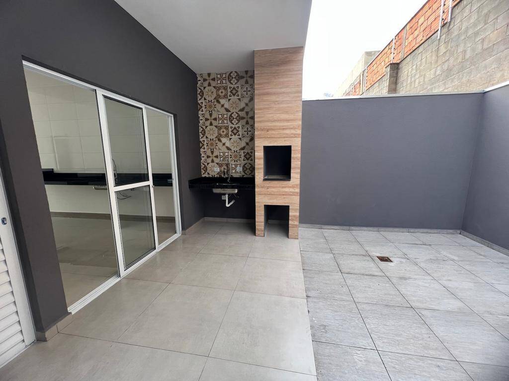 Casa à venda com 3 quartos, 98m² - Foto 20