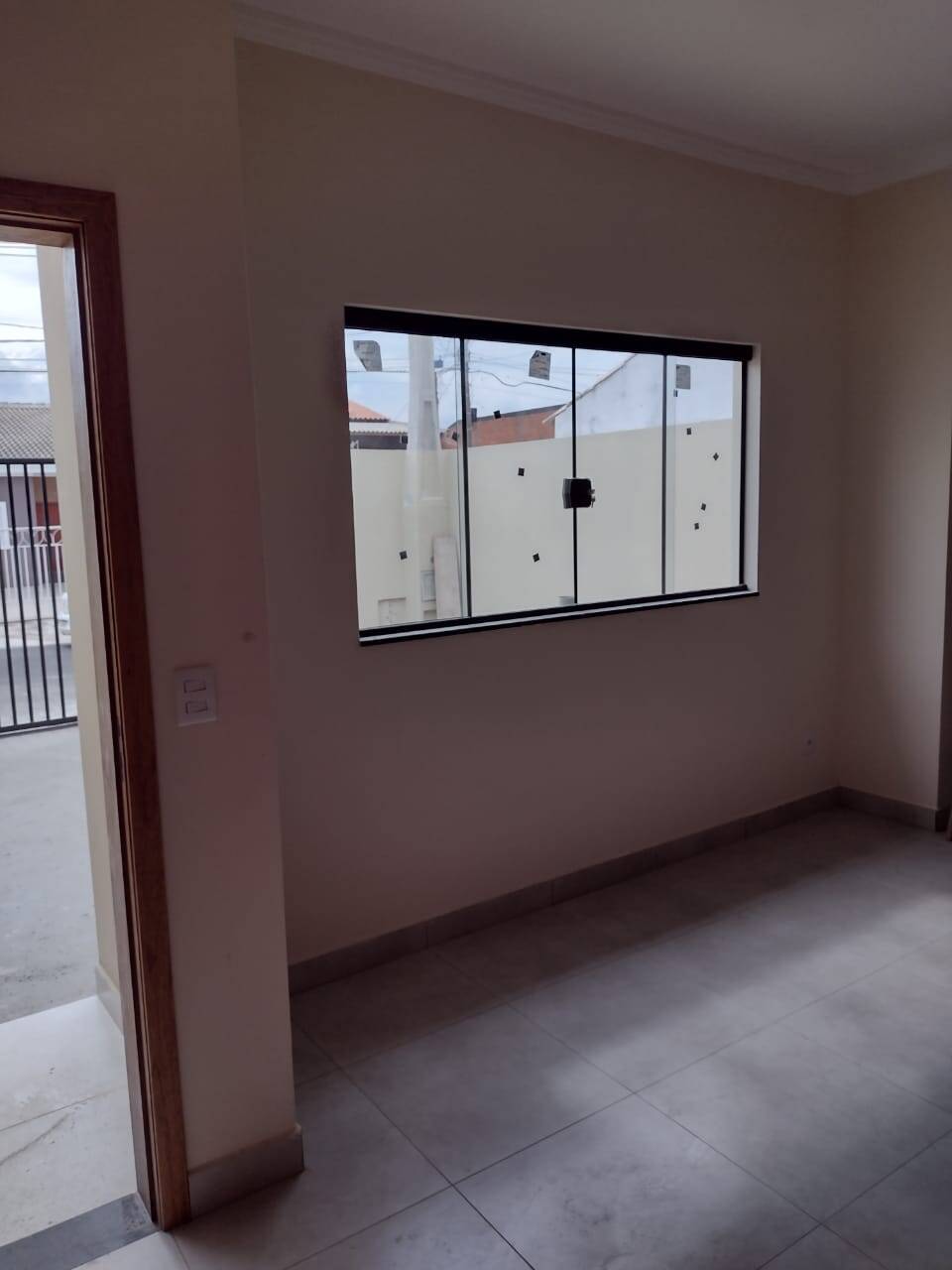 Casa à venda com 2 quartos, 76m² - Foto 2