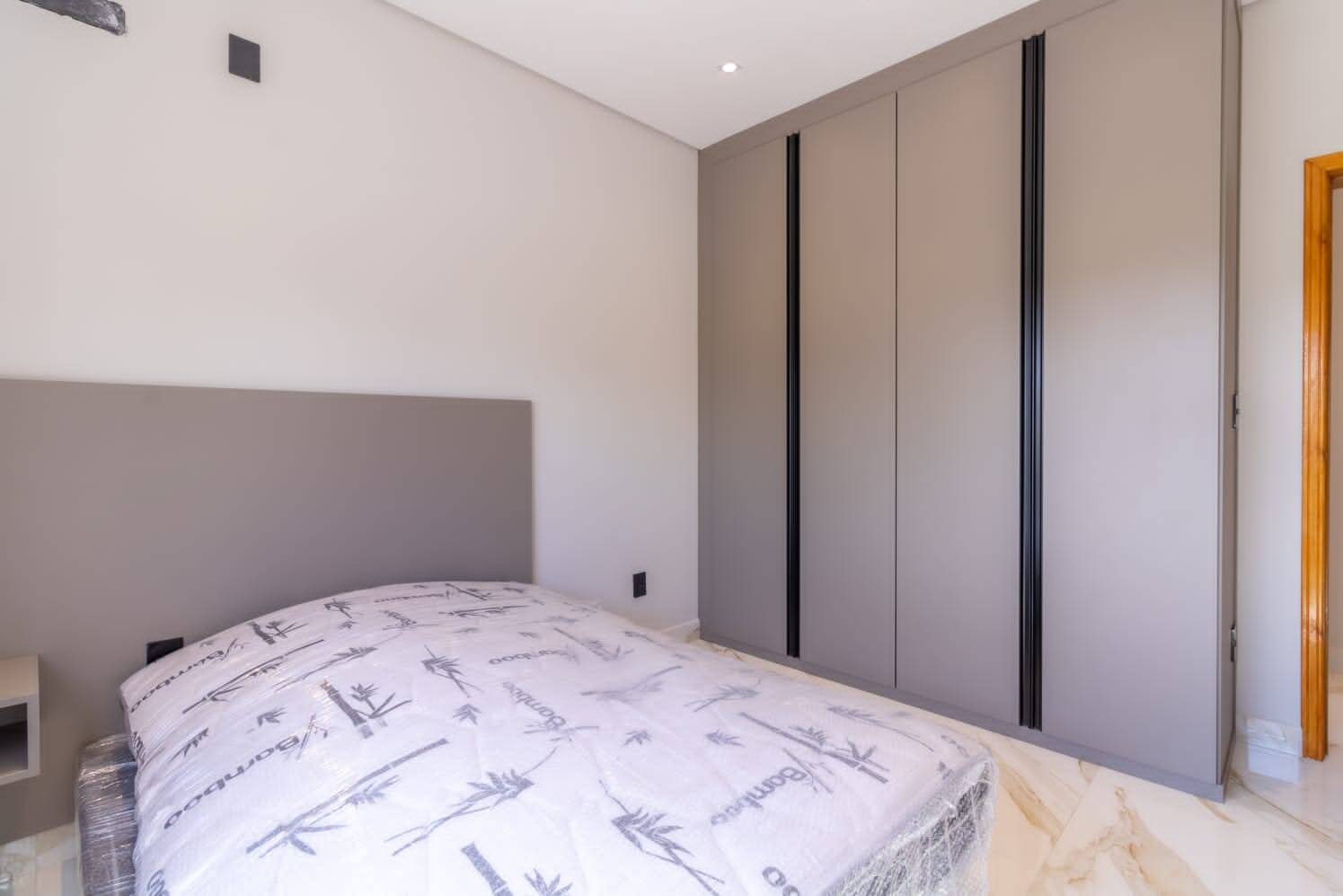 Casa à venda com 3 quartos, 255m² - Foto 23