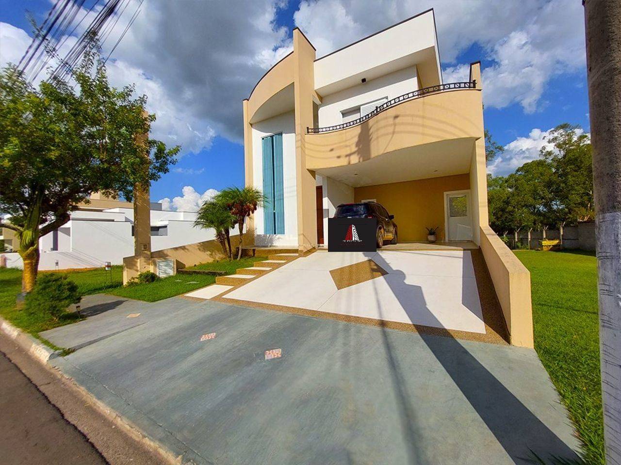 Casa de Condomínio à venda e aluguel com 3 quartos, 507m² - Foto 1