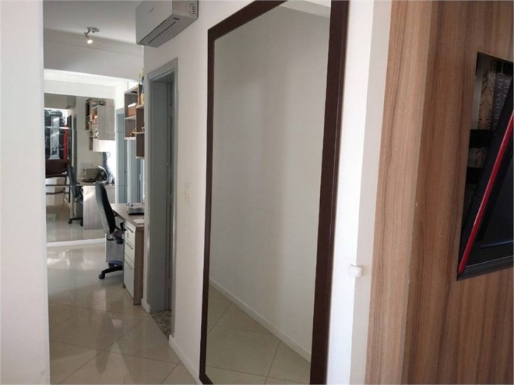 Apartamento à venda com 3 quartos, 118m² - Foto 13