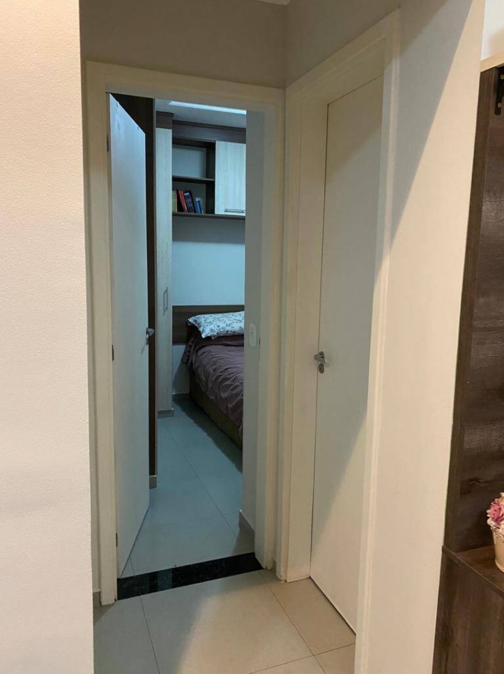 Apartamento à venda com 2 quartos, 52m² - Foto 13