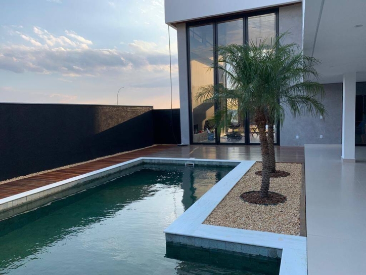 Casa à venda com 4 quartos, 386m² - Foto 4