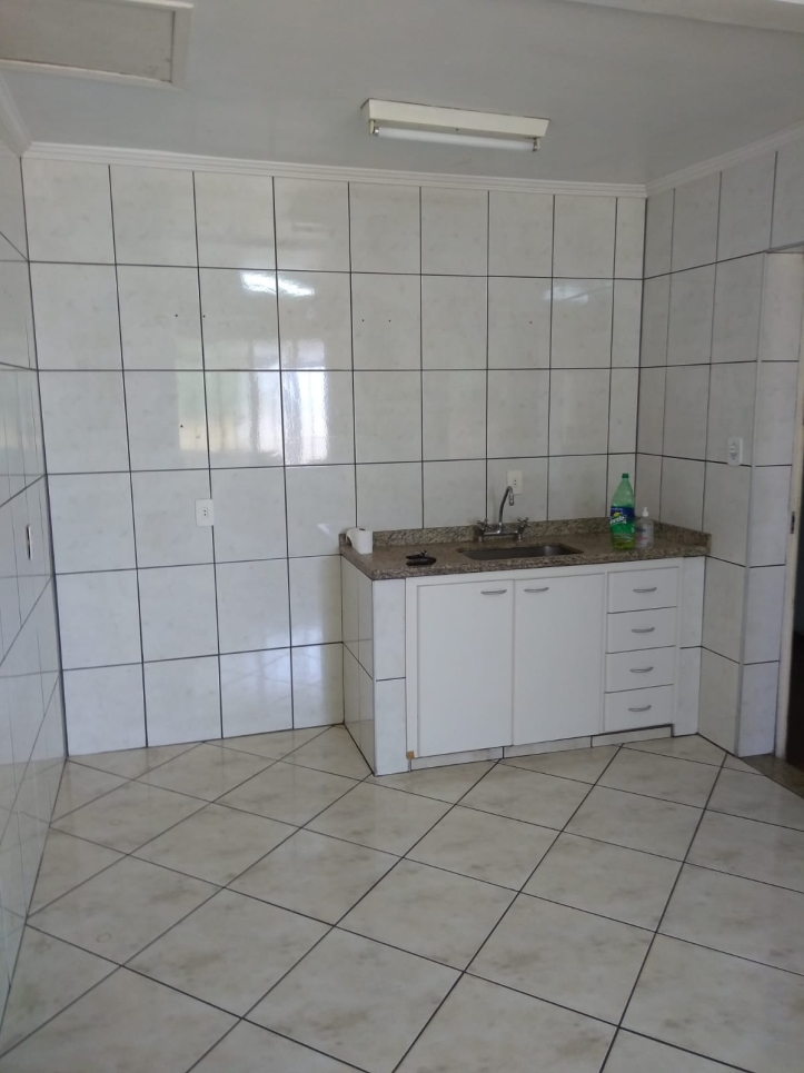 Casa de Condomínio à venda com 2 quartos, 200m² - Foto 4