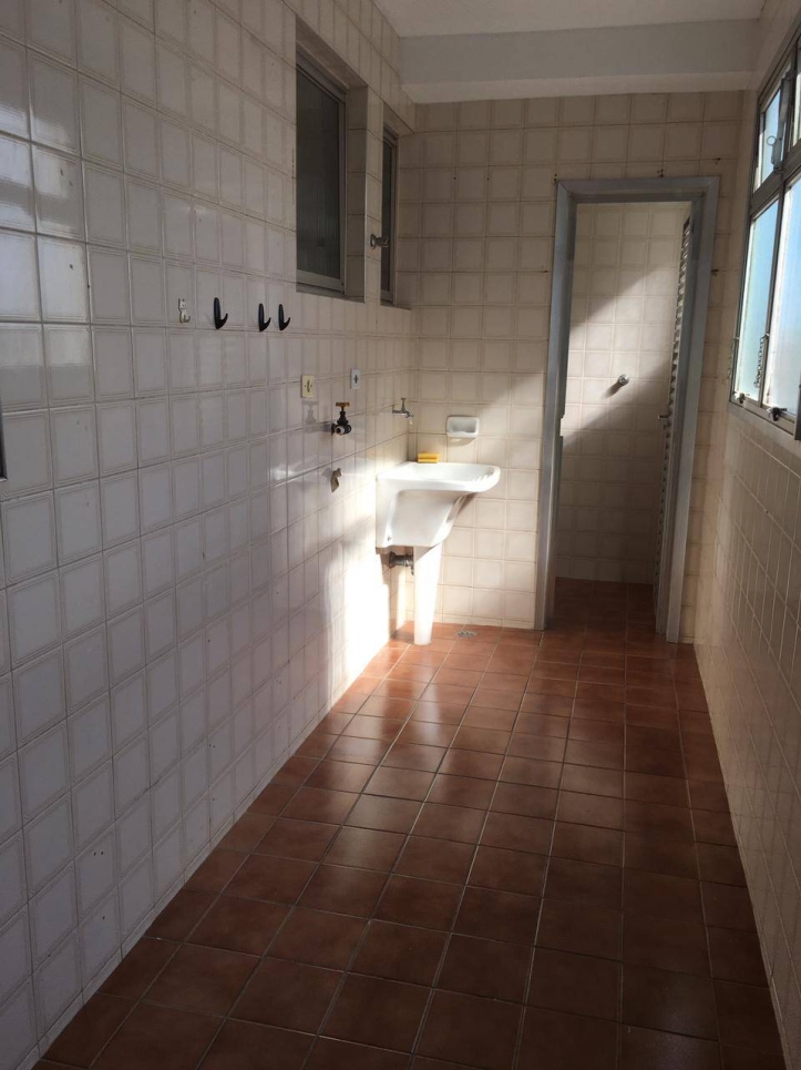 Apartamento à venda com 3 quartos, 139m² - Foto 16