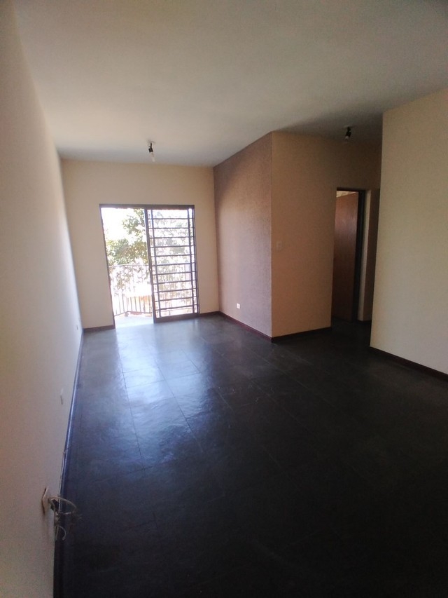 Apartamento à venda com 2 quartos, 68m² - Foto 1