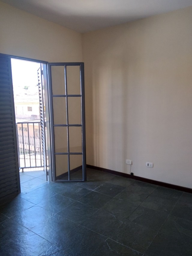 Apartamento à venda com 2 quartos, 68m² - Foto 2