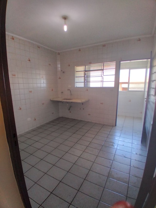 Apartamento à venda com 2 quartos, 68m² - Foto 4