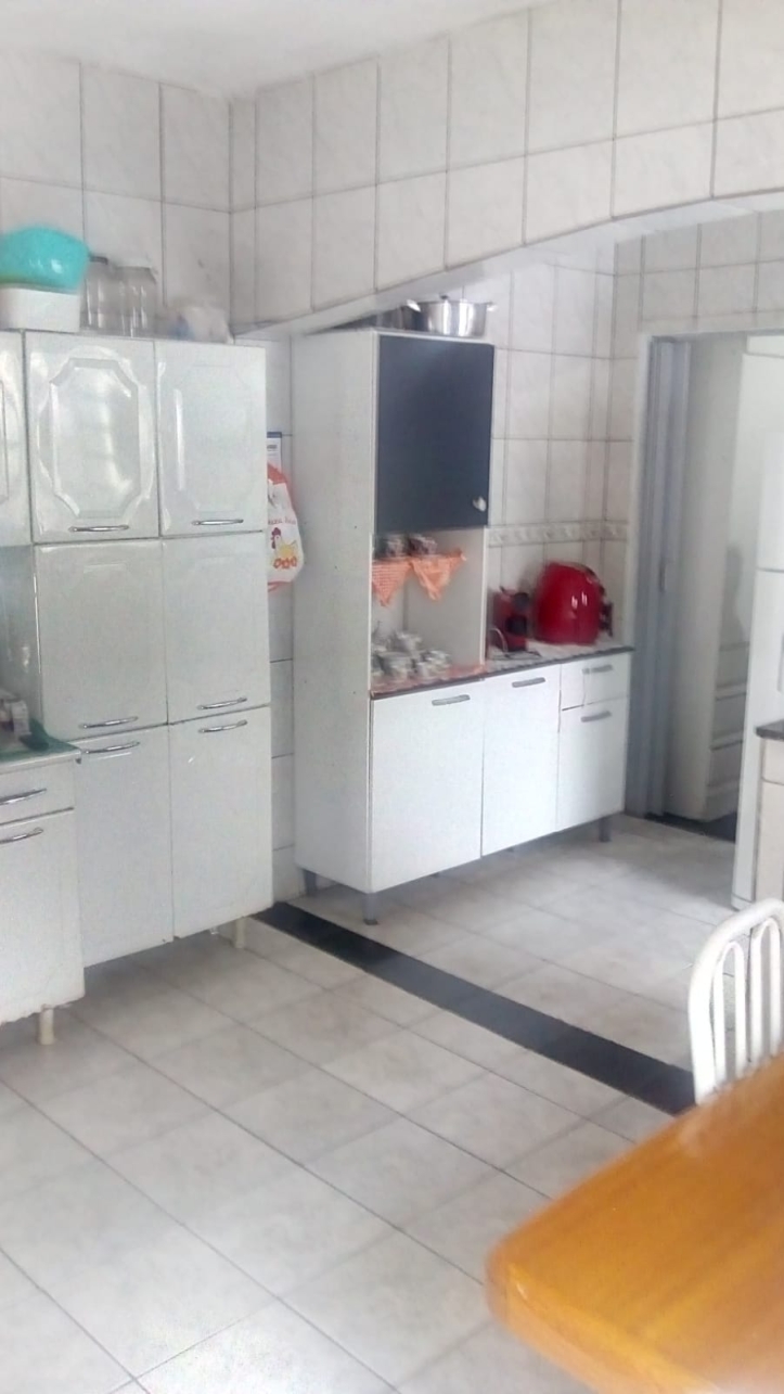 Sobrado à venda com 4 quartos, 140m² - Foto 4