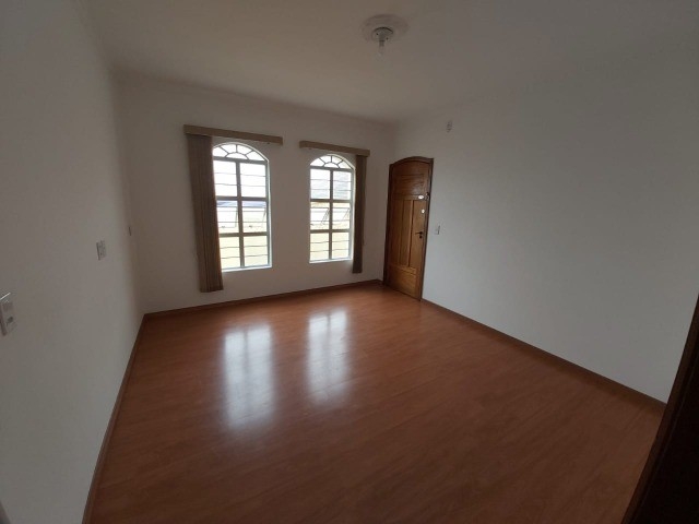 Apartamento à venda com 2 quartos, 65m² - Foto 3