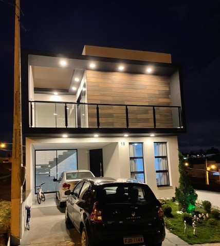 Sobrado à venda com 3 quartos, 160m² - Foto 1