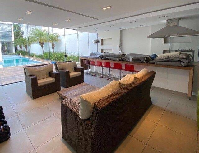 Casa à venda com 4 quartos, 614m² - Foto 6