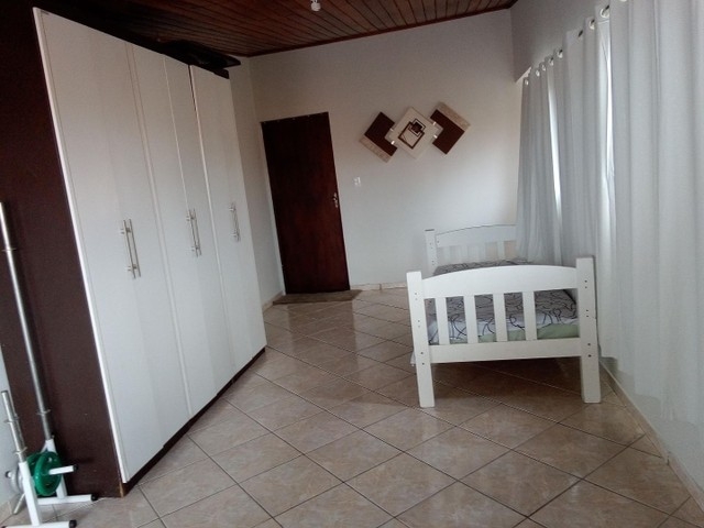 Casa à venda com 3 quartos, 163m² - Foto 4