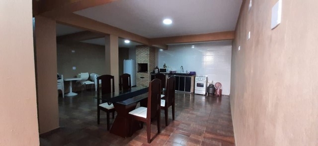 Casa de Condomínio à venda com 3 quartos, 160m² - Foto 2