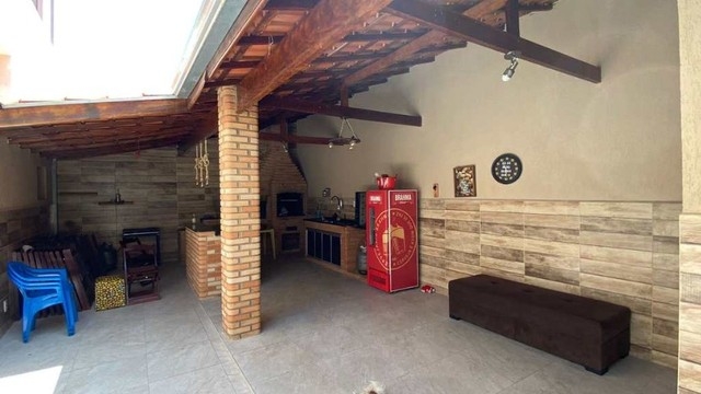 Sobrado à venda com 2 quartos, 180m² - Foto 2