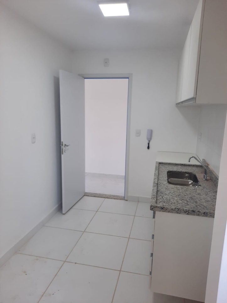 Apartamento à venda com 3 quartos, 80m² - Foto 10