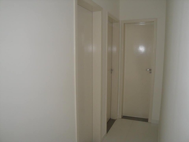 Apartamento à venda com 2 quartos, 60m² - Foto 3