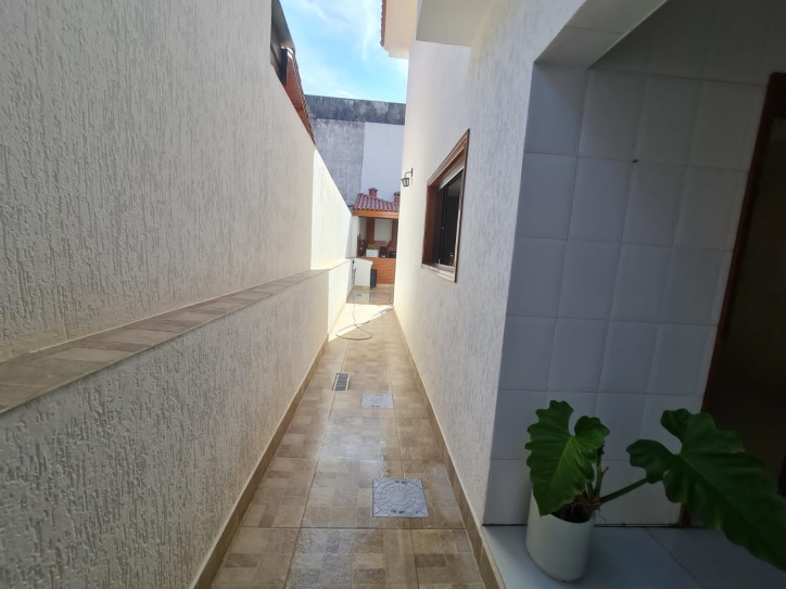 Sobrado à venda e aluguel com 3 quartos, 348m² - Foto 17