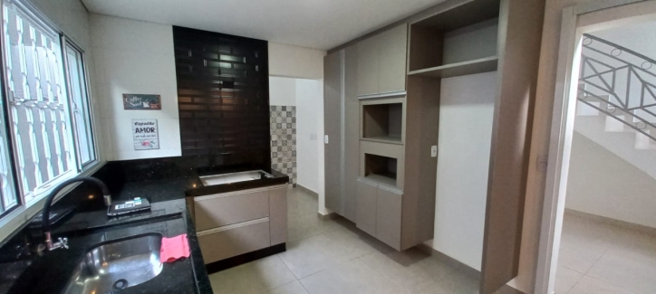 Sobrado à venda com 3 quartos, 200m² - Foto 5