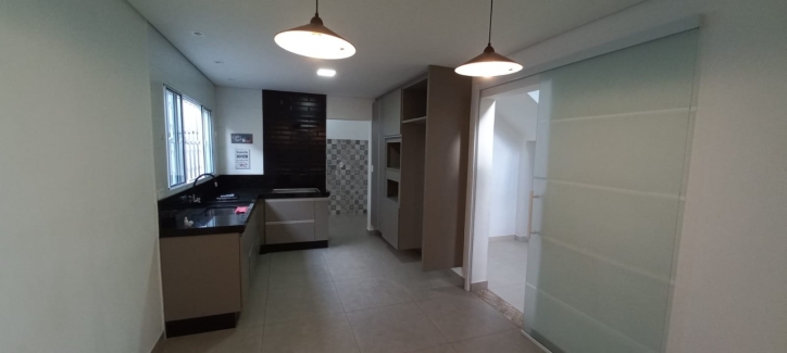 Sobrado à venda com 3 quartos, 200m² - Foto 6