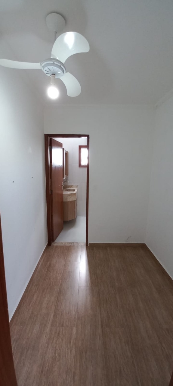 Sobrado à venda com 3 quartos, 200m² - Foto 18