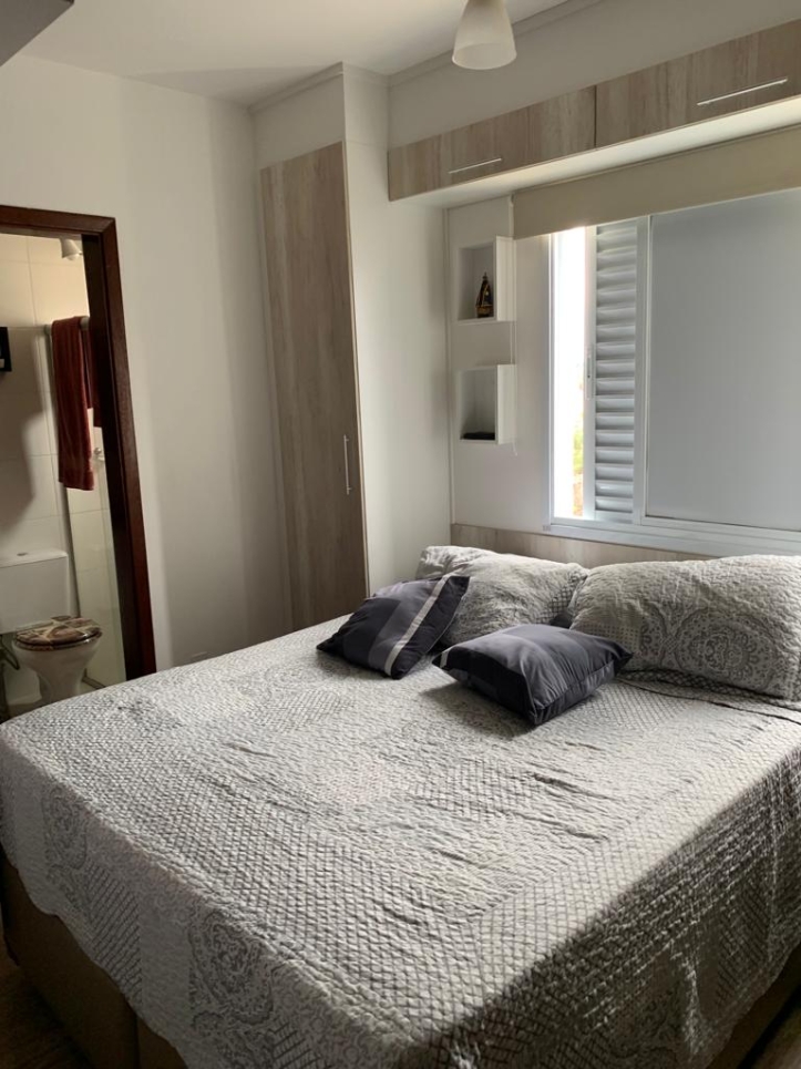 Apartamento à venda com 2 quartos, 62m² - Foto 3