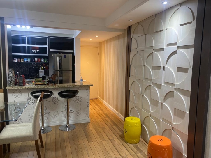 Apartamento à venda com 3 quartos, 90m² - Foto 1