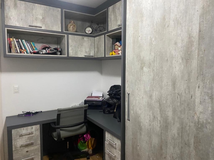 Apartamento à venda com 3 quartos, 90m² - Foto 19