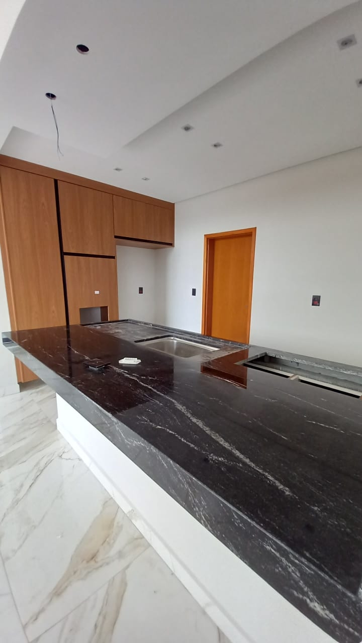 Casa à venda com 3 quartos, 255m² - Foto 6