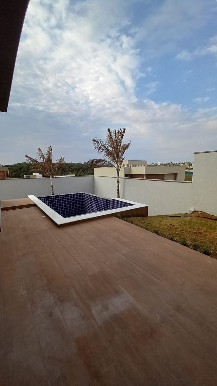 Casa à venda com 3 quartos, 255m² - Foto 7