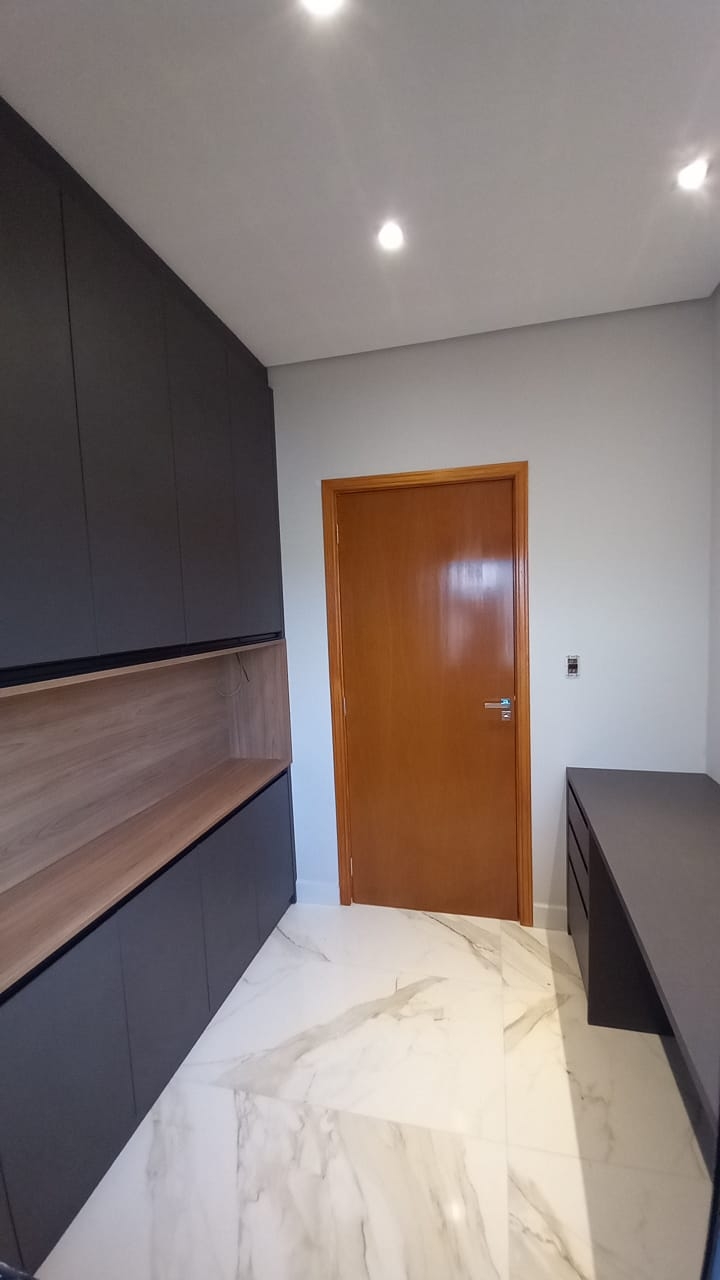 Casa à venda com 3 quartos, 255m² - Foto 15