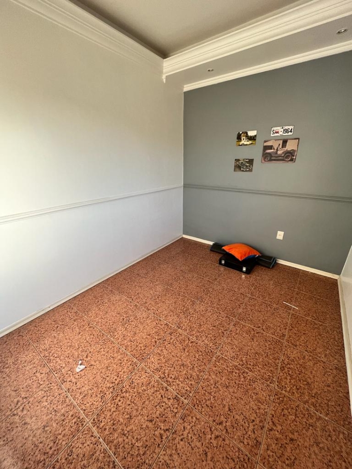 Casa de Condomínio à venda com 4 quartos, 296m² - Foto 17