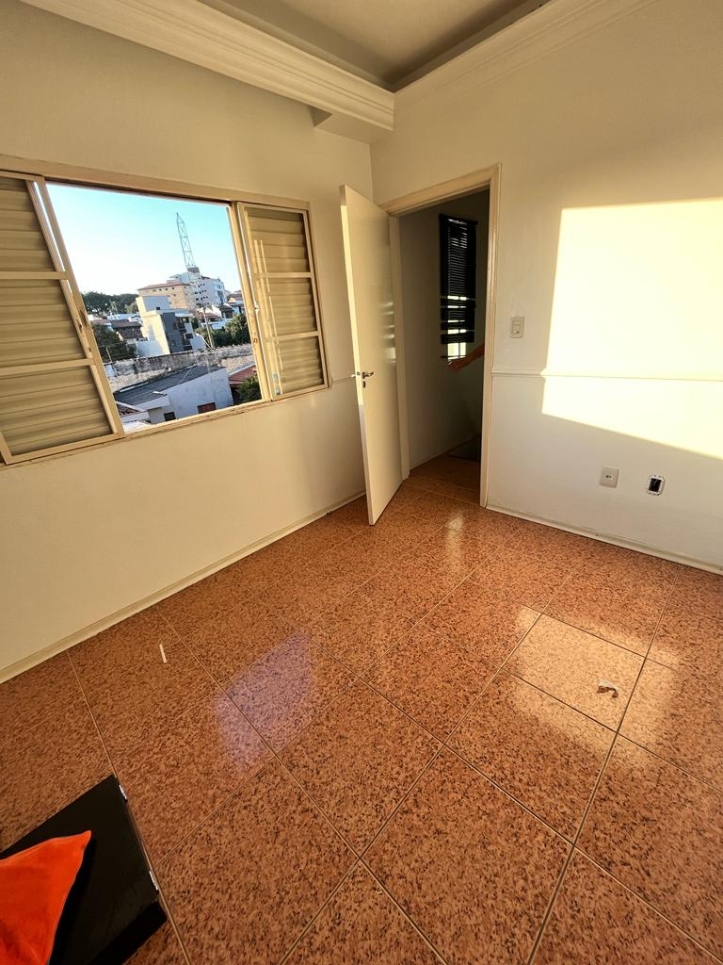 Casa de Condomínio à venda com 4 quartos, 296m² - Foto 21