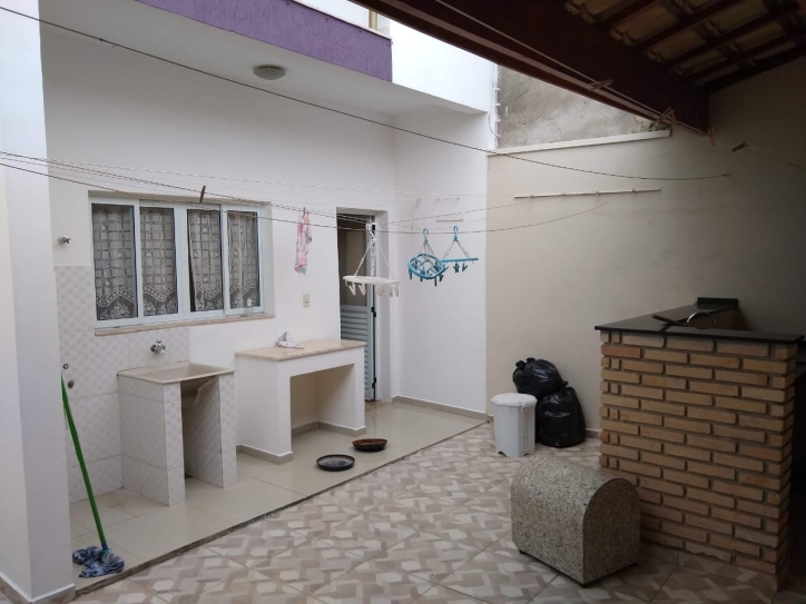 Sobrado à venda com 2 quartos, 185m² - Foto 12