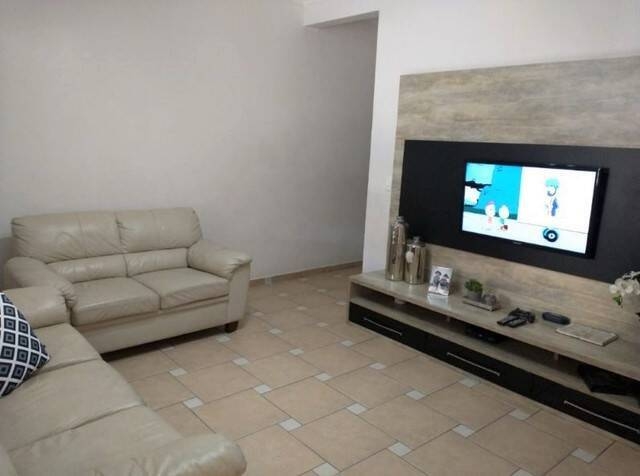 Sobrado à venda com 3 quartos, 240m² - Foto 2