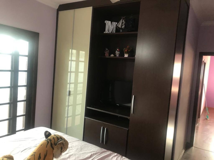 Casa à venda com 4 quartos, 185m² - Foto 6